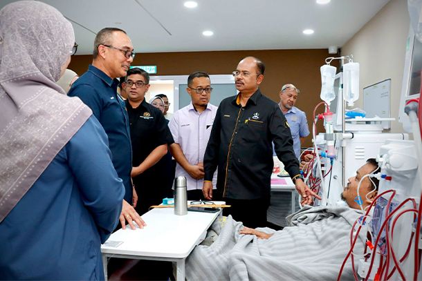 MAJLIS PERASMIAN PUSAT DIALISIS YAYASAN VETERAN ATM CAWANGAN MUADZAM SHAH